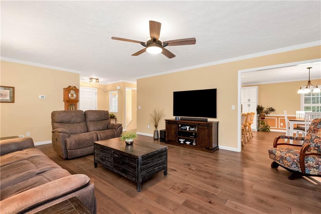 3 bedroom, 3 bathroom, 2,399 sq ft single family residence for sale at 4980 Hopewell Road, Cumming, GA 30028 — photo 9