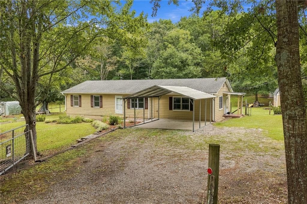 3 bedroom, 2 bathroom, 1,680 sq ft single family residence for sale at 1639 Flowery Branch Road, Auburn, GA 30011