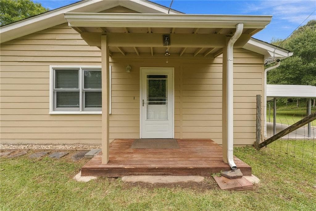 3 bedroom, 2 bathroom, 1,680 sq ft single family residence for sale at 1639 Flowery Branch Road, Auburn, GA 30011 — photo 8