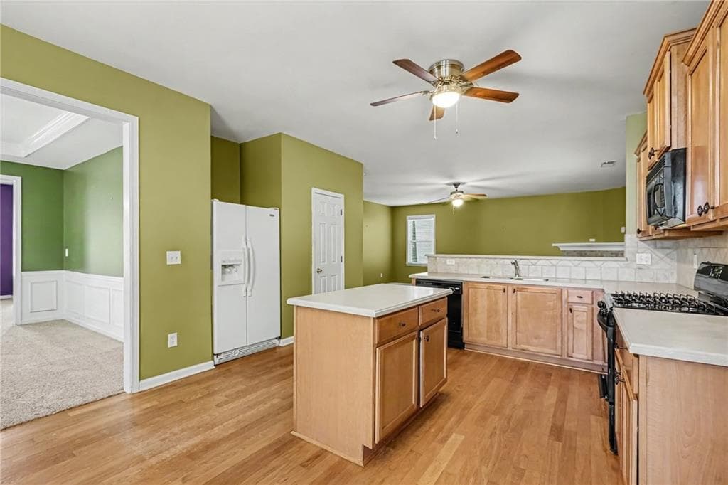 4 bedroom, 3 bathroom, 3,255 sq ft single family residence for sale at 925 Liberty Ives Drive, Auburn, GA 30011 — photo 9