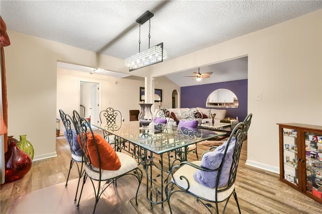 4 bedroom, 2 bathroom, 1,785 sq ft single family residence for sale at 7790 Glade Bend, Fairburn, GA 30213 — photo 10