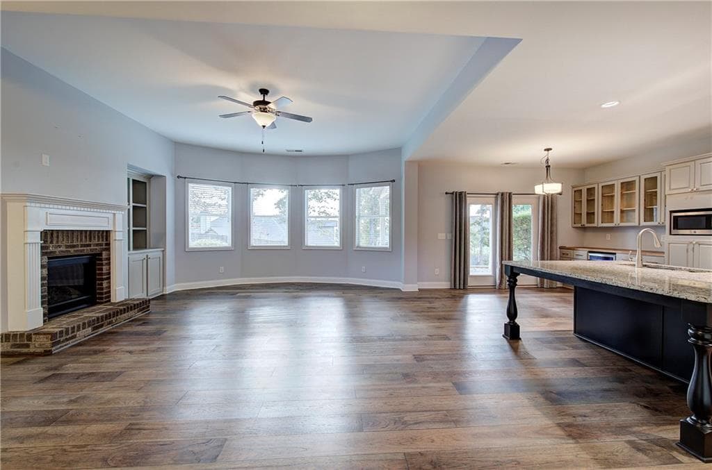 5 bedroom, 4 bathroom, 3,454 sq ft single family residence for sale at 246 Eagle Rock Drive, Acworth, GA 30101 — photo 4