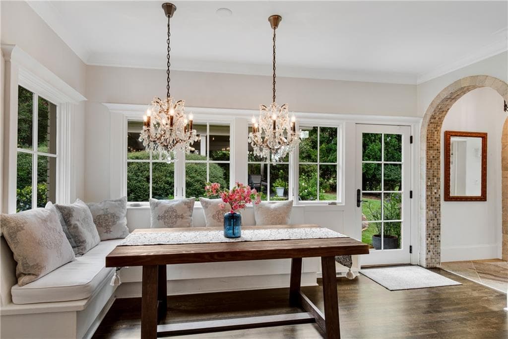 4 bedroom, 4 bathroom, 4,616 sq ft single family residence under contract at 9190 Huntcliff Trace, Sandy Springs, GA 30350 — photo 10