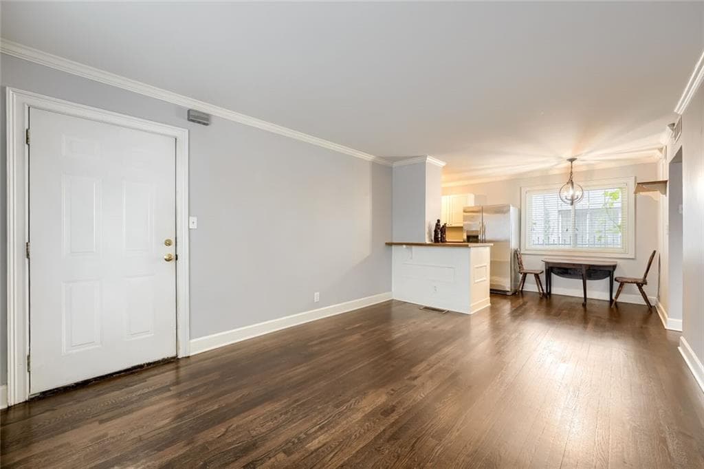 1 bedroom, 1 bathroom, 600 sq ft condominium for rent at 1988 Wellbourne Drive 6, Atlanta, GA 30324 for $1,500 a month — photo 5