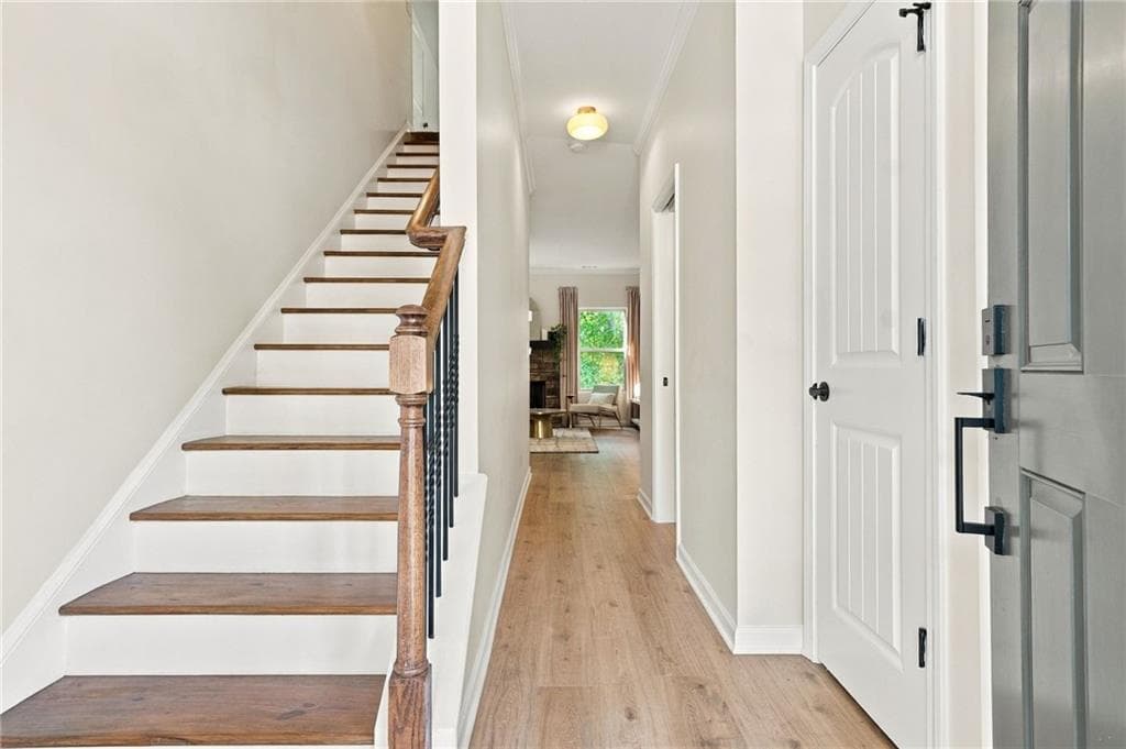4 bedroom, 3 bathroom, 1,978 sq ft single family residence for sale at 228 Bethany Manor Court, Ball Ground, GA 30107 — photo 5