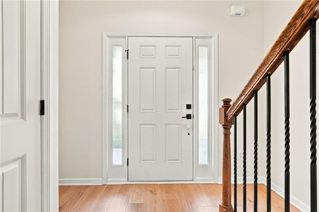 4 bedroom, 3 bathroom, 1,978 sq ft single family residence for sale at 228 Bethany Manor Court, Ball Ground, GA 30107 — photo 6