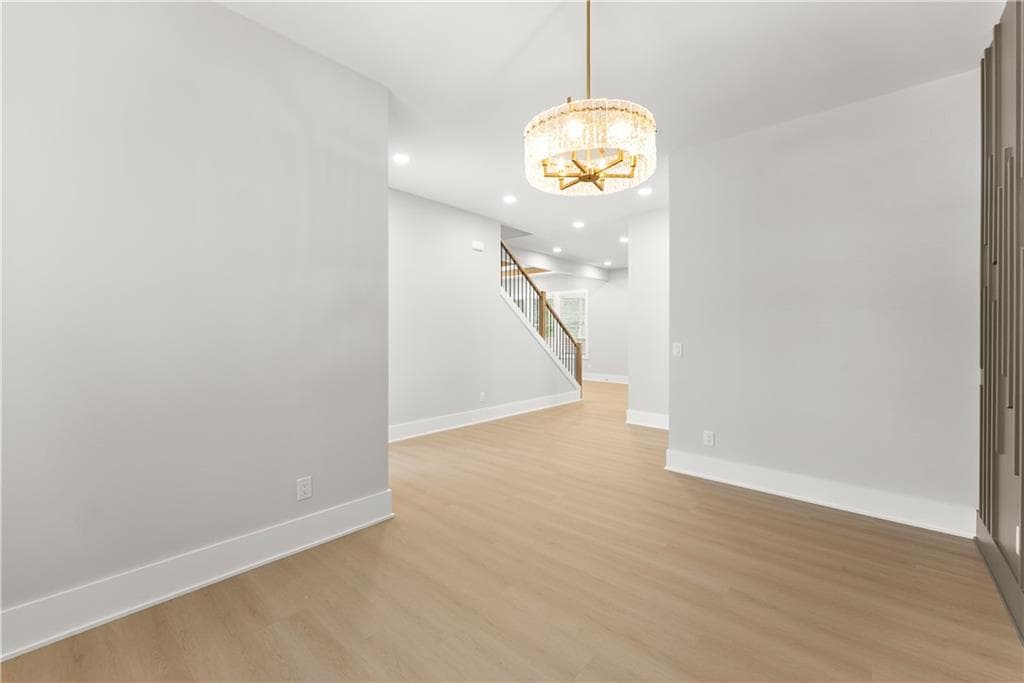 4 bedroom, 3 bathroom, 2,350 sq ft single family residence for sale at 5019 Nichols Drive, Flowery Branch, GA 30542 — photo 7