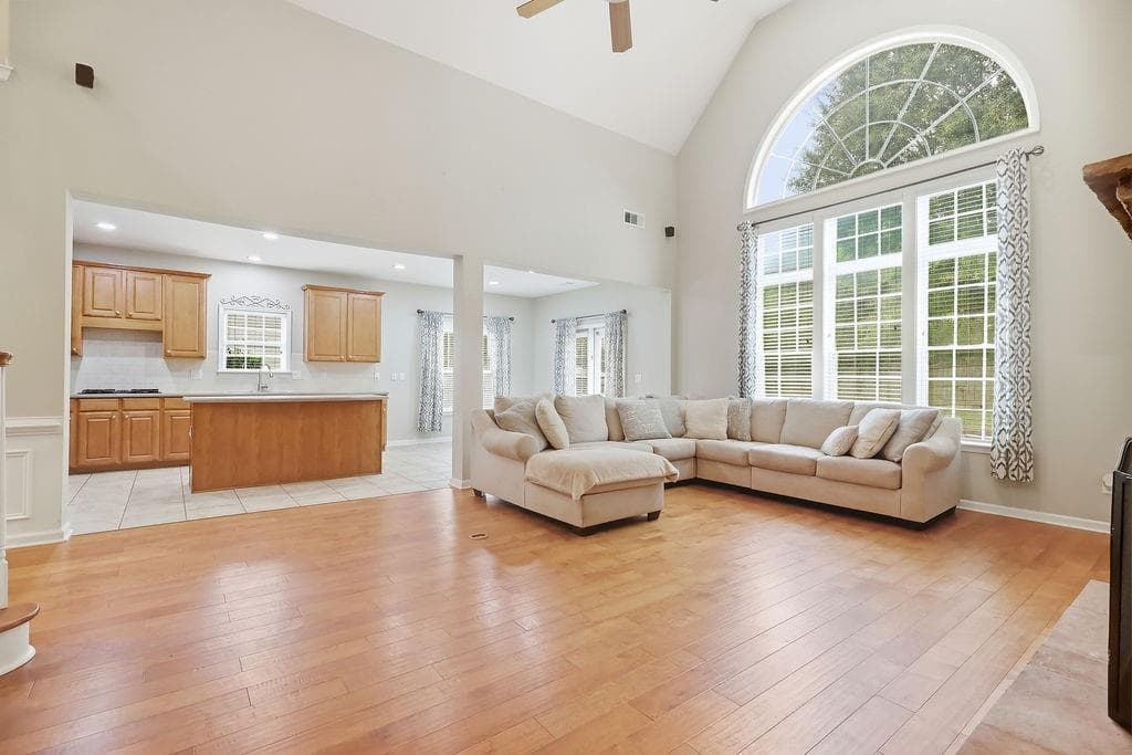 5 bedroom, 4 bathroom, 3,596 sq ft single family residence for sale at 1500 Granby Lane, Locust Grove, GA 30248 — photo 7