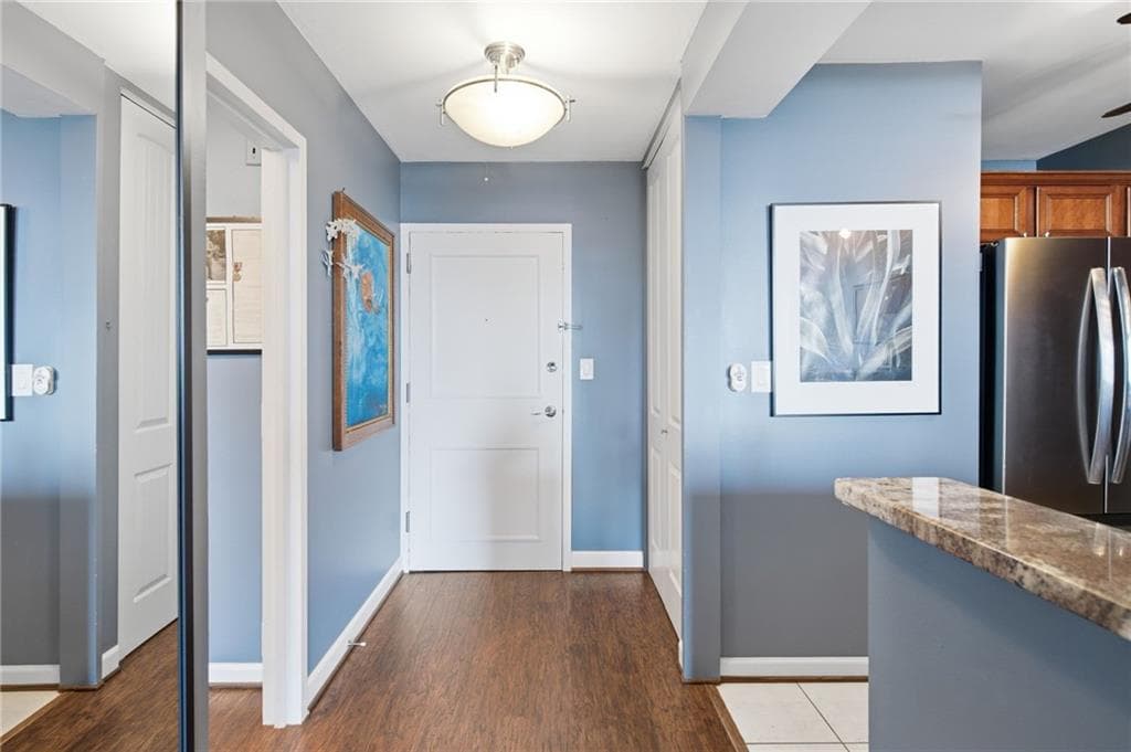 1 bedroom, 1 bathroom, 786 sq ft condominium for sale at 620 Peachtree Street 1009, Atlanta, GA 30308 — photo 4