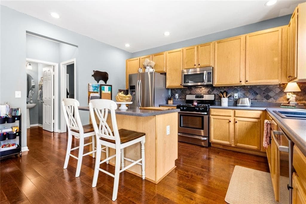 4 bedroom, 3 bathroom, 2,939 sq ft single family residence for sale at 84 Candy Lilly Court, Dallas, GA 30157 — photo 8
