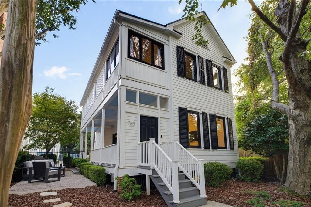 2 bedroom, 3 bathroom, 1,996 sq ft single family residence under contract at 783 Edgewood Avenue, Atlanta, GA 30307