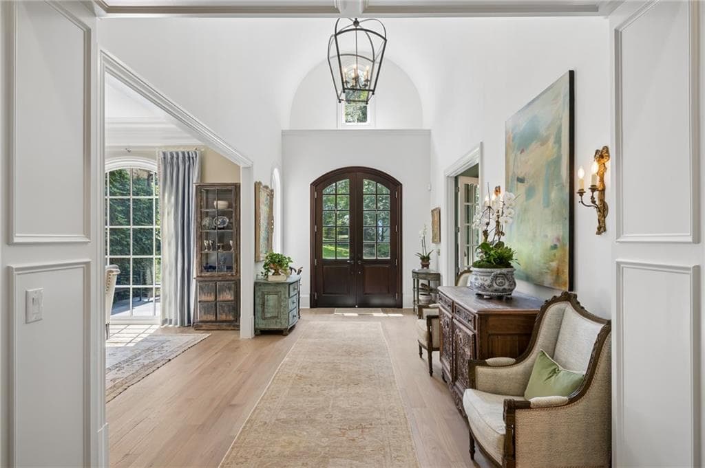 6 bedroom, 9 bathroom, 7,561 sq ft single family residence for sale at 405 Kenbrook Drive, Sandy Springs, GA 30327 — photo 10