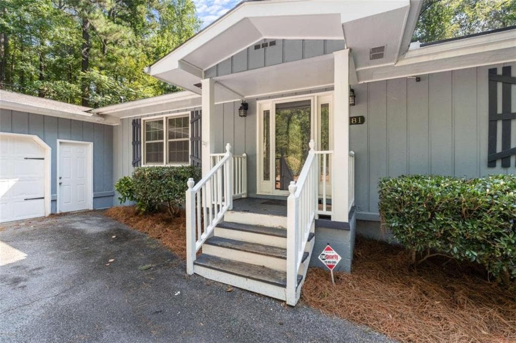 3 bedroom, 2 bathroom, 2,175 sq ft single family residence for sale at 3181 McKown Road, Douglasville, GA 30134 — photo 3