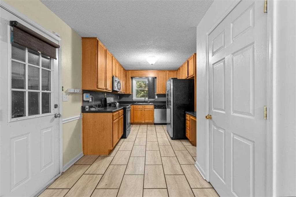 3 bedroom, 2 bathroom, 2,175 sq ft single family residence for sale at 3181 McKown Road, Douglasville, GA 30134 — photo 9
