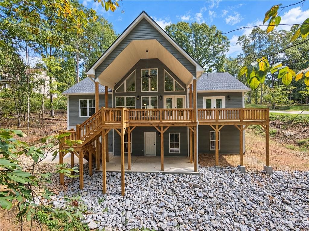 3 bedroom, 2 bathroom, 1,884 sq ft single family residence for sale at 3705 Ronny Way, Gainesville, GA 30506 — photo 3
