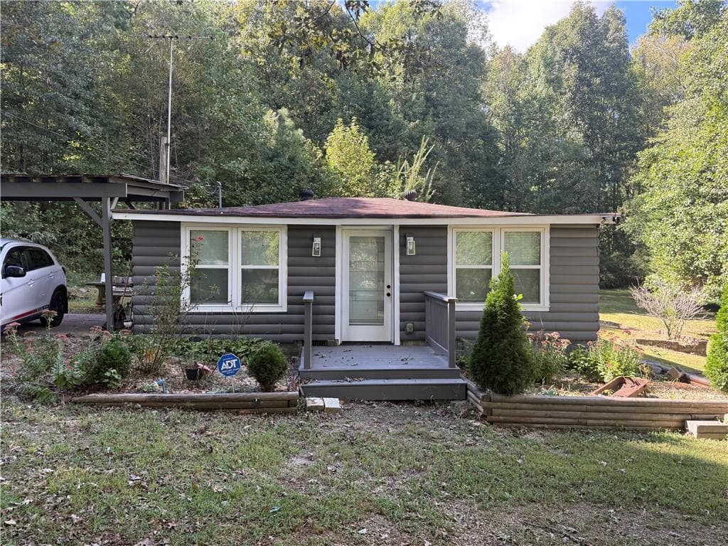 2 bedroom, 1 bathroom, 1,144 sq ft single family residence for sale at 7485 Little Mill Road, Cumming, GA 30041 — photo 2