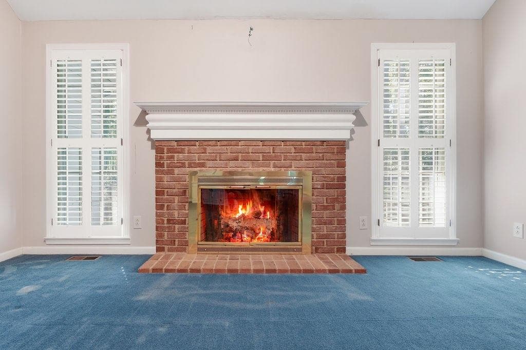 3 bedroom, 2 bathroom, 1,671 sq ft single family residence for sale at 8 John Street, Winder, GA 30680 — photo 4