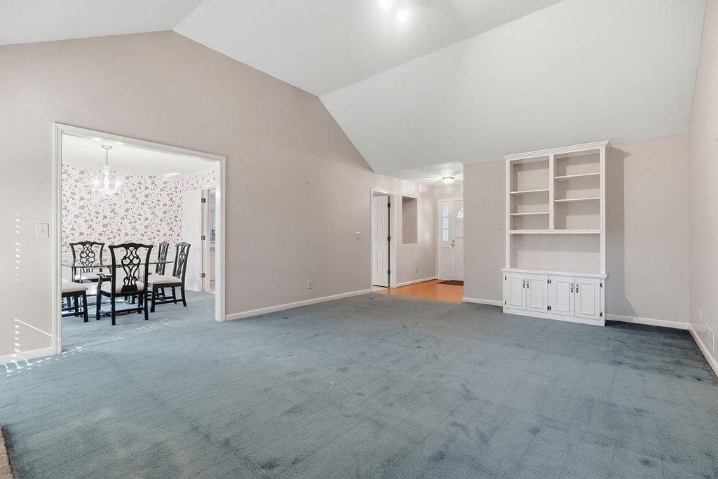 3 bedroom, 2 bathroom, 1,671 sq ft single family residence for sale at 8 John Street, Winder, GA 30680 — photo 5