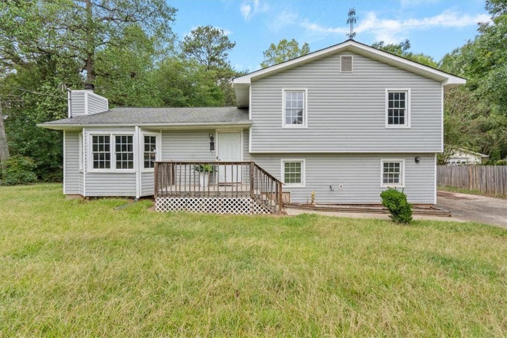 4 bedroom, 2 bathroom, 2,064 sq ft single family residence for sale at 28 Cypress Circle, Carrollton, GA 30116