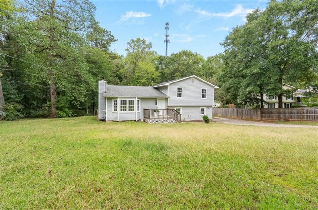 4 bedroom, 2 bathroom, 2,064 sq ft single family residence for sale at 28 Cypress Circle, Carrollton, GA 30116 — photo 2