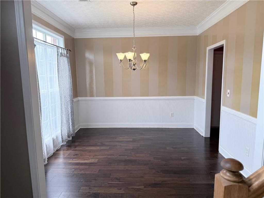 3 bedroom, 3 bathroom, 2,253 sq ft single family residence for sale at 209 Ashley Drive, Mcdonough, GA 30252 — photo 9