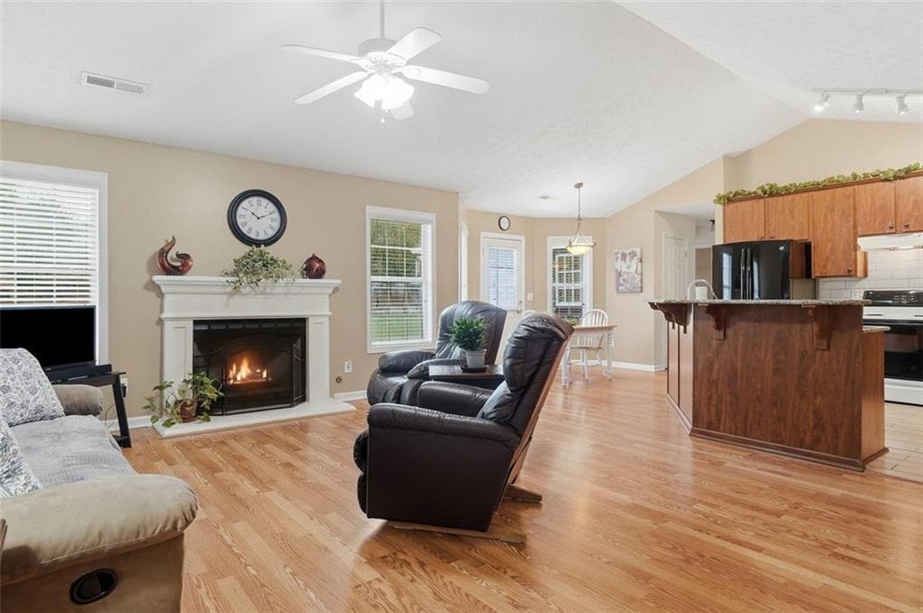3 bedroom, 2 bathroom, 1,685 sq ft single family residence for sale at 8225 Wimbledon Court, Gainesville, GA 30506 — photo 10