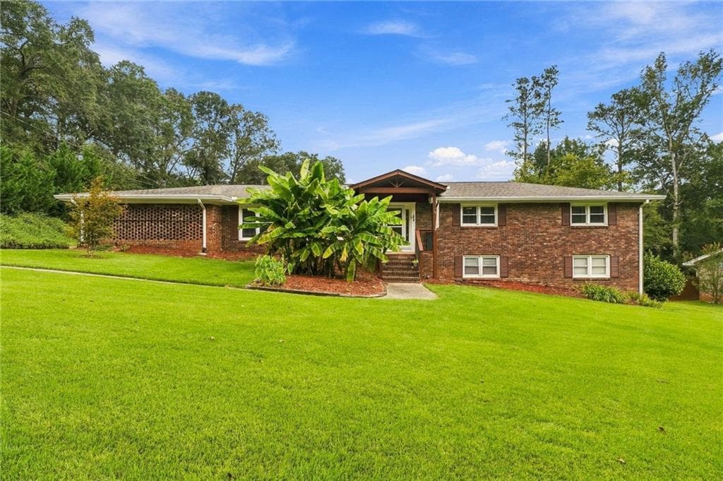 3 bedroom, 2 bathroom, 2,500 sq ft single family residence for sale at 2156 Windsor Drive, Lithia Springs, GA 30122