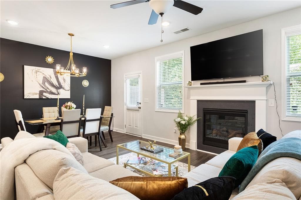 3 bedroom, 3 bathroom, 1,873 sq ft townhouse for sale at 3730 Silvery Way, Powder Springs, GA 30127 — photo 6