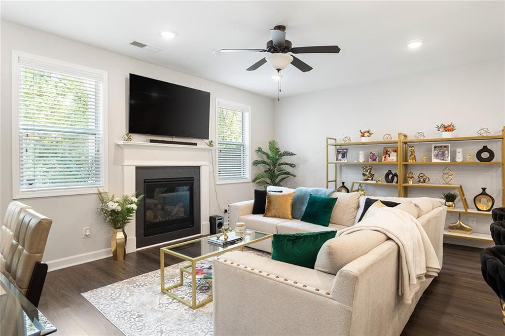 3 bedroom, 3 bathroom, 1,873 sq ft townhouse for sale at 3730 Silvery Way, Powder Springs, GA 30127 — photo 9