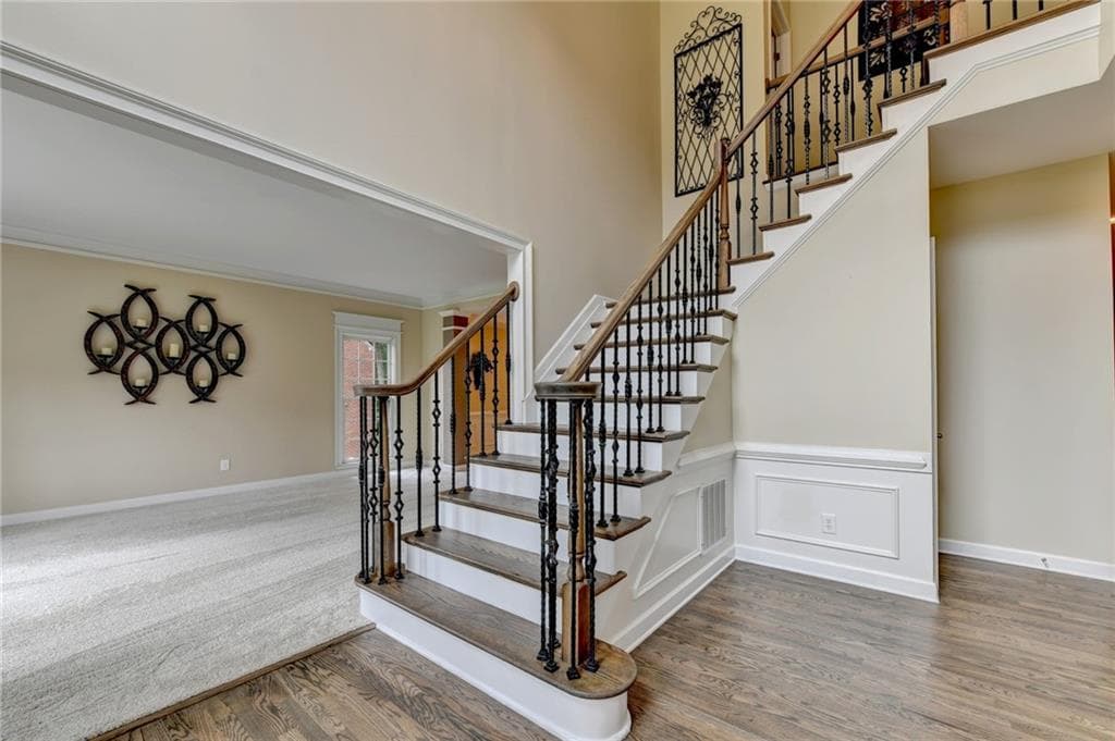 6 bedroom, 5 bathroom, 5,554 sq ft single family residence for sale at 3665 Hickory Branch Trail, Suwanee, GA 30024 — photo 6