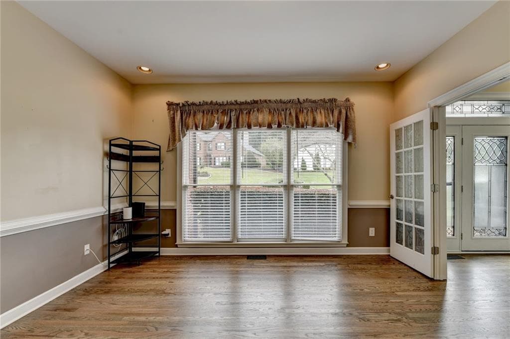 6 bedroom, 5 bathroom, 5,554 sq ft single family residence for sale at 3665 Hickory Branch Trail, Suwanee, GA 30024 — photo 8