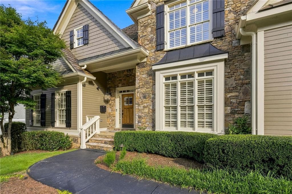 4 bedroom, 4 bathroom, 3,724 sq ft single family residence for sale at 74 NE Cove Circle, Dawsonville, GA 30534 — photo 8