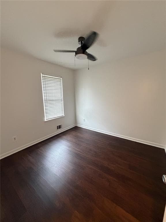 3 bedroom, 3 bathroom, 1,504 sq ft townhouse for rent at 3253 Tennington Place, Lawrenceville, GA 30044 for $2,000 a month — photo 10