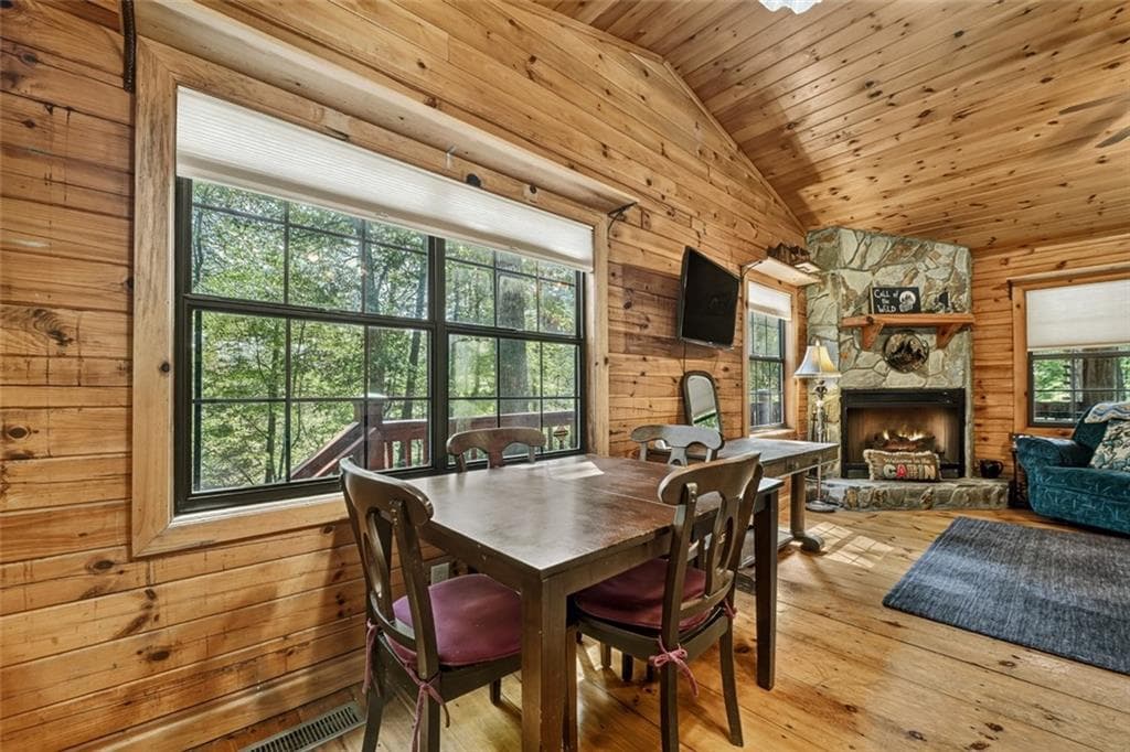 2 bedroom, 1 bathroom, 672 sq ft single family residence for sale at 29 River Ranch Court, Ellijay, GA 30540 — photo 9