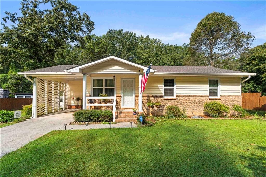 3 bedroom, 2 bathroom, 1,192 sq ft single family residence under contract at 437 Jason Drive, Trion, GA 30753