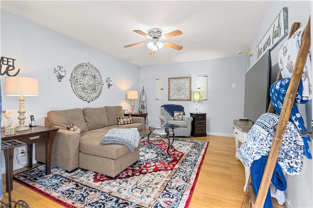 3 bedroom, 2 bathroom, 1,192 sq ft single family residence under contract at 437 Jason Drive, Trion, GA 30753 — photo 9