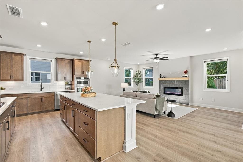 5 bedroom, 4 bathroom, 3,215 sq ft single family residence for sale at 3942 Adler Circle, Buford, GA 30519 — photo 10