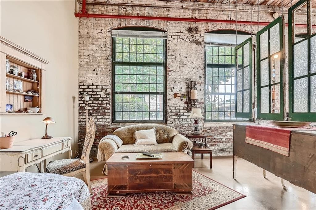 1 bedroom, 1 bathroom, 737 sq ft condominium for rent at 170 Boulevard 101F, Atlanta, GA 30312 for $2,100 a month — photo 5
