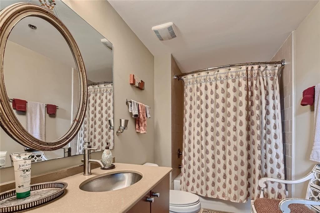 1 bedroom, 1 bathroom, 737 sq ft condominium for rent at 170 Boulevard 101F, Atlanta, GA 30312 for $2,100 a month — photo 7