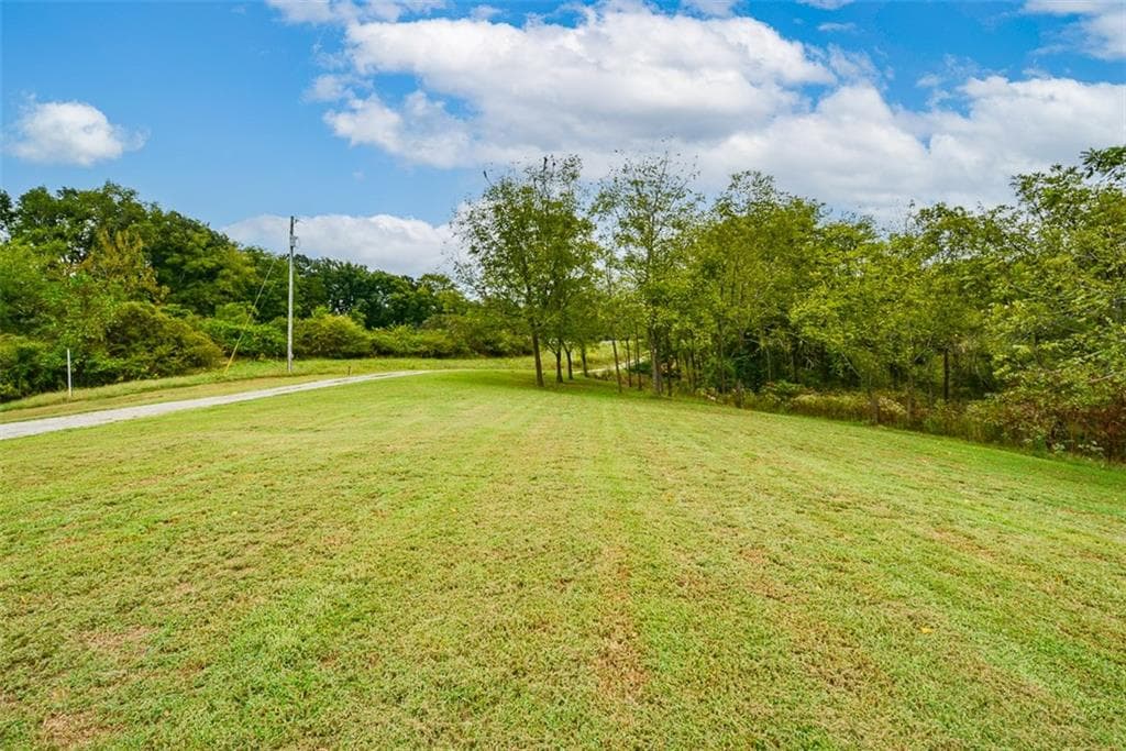 3 bedroom, 2 bathroom, 1,800 sq ft single family residence for sale at 500 Worley, Jasper, GA 30143 — photo 5