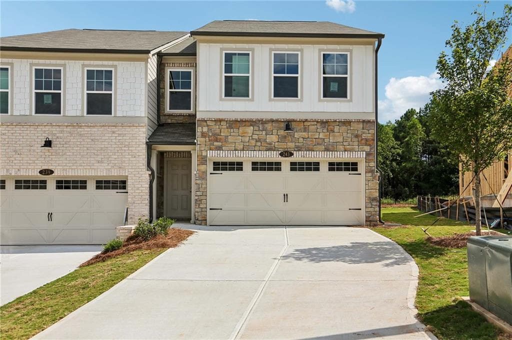 3 bedroom, 3 bathroom, 1,800 sq ft townhouse for sale at 243 Kinship Drive, Mableton, GA 30126