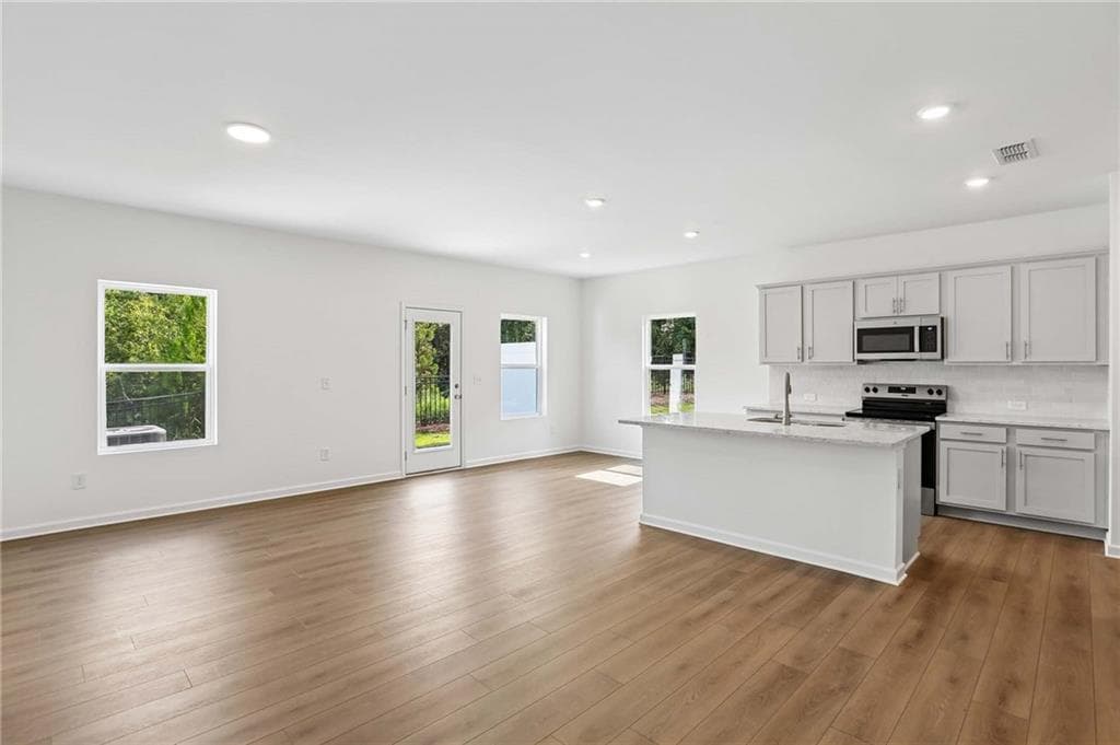 3 bedroom, 3 bathroom, 1,800 sq ft townhouse for sale at 243 Kinship Drive, Mableton, GA 30126 — photo 4