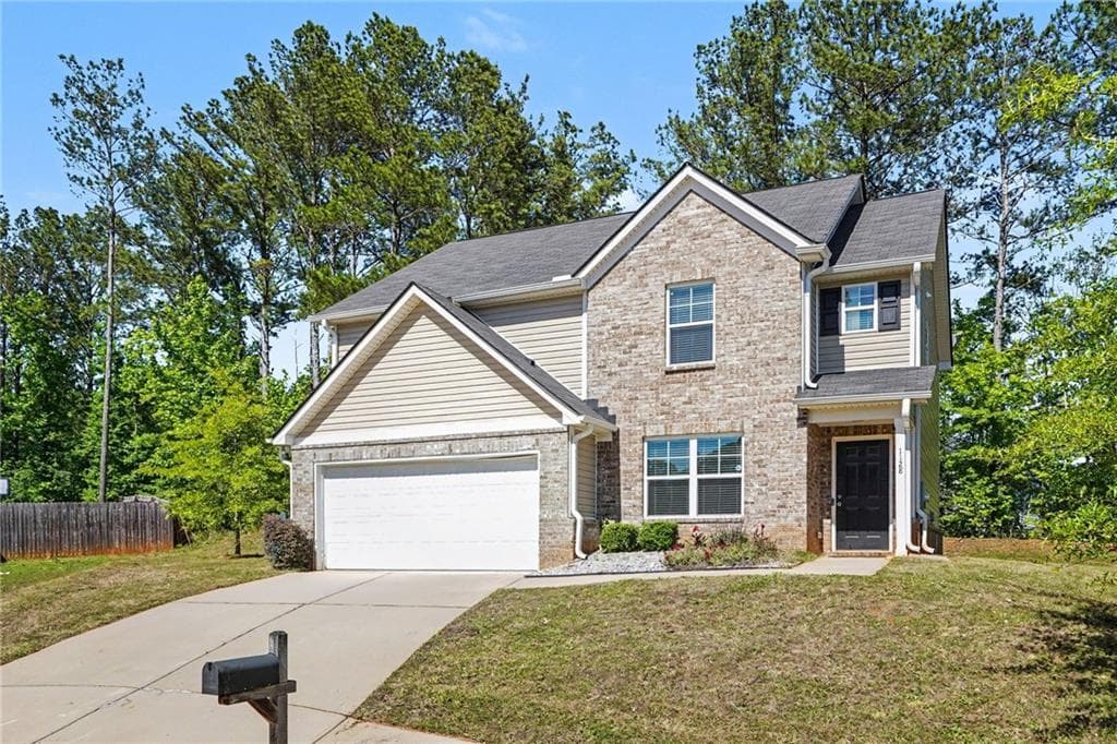 4 bedroom, 3 bathroom, 1,928 sq ft single family residence for sale at 1128 Oak Hollow Lane, Hampton, GA 30228 — photo 3