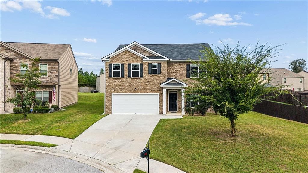 5 bedroom, 3 bathroom, 2,364 sq ft single family residence for sale at 5758 Barrington Run, Union City, GA 30291 — photo 3