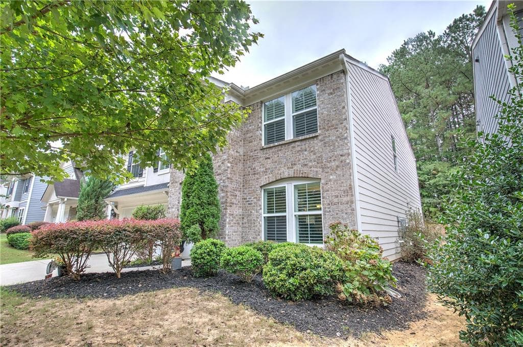 5 bedroom, 4 bathroom, 2,840 sq ft single family residence for sale at 100 Moonlit Trail, Dallas, GA 30132 — photo 8