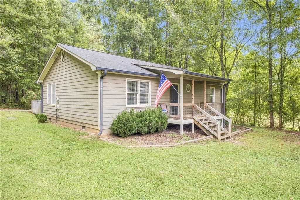 2 bedroom, 1 bathroom, 1,120 sq ft single family residence for sale at 1242 Old County Farm Road, Dallas, GA 30132 — photo 1 of 30