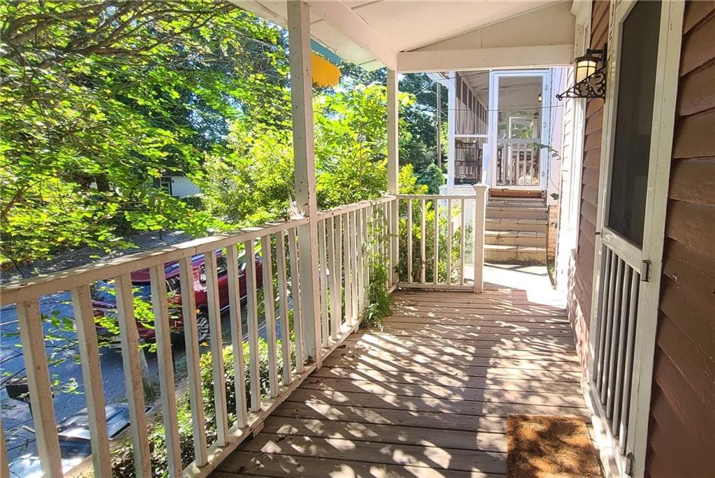 1 bedroom, 1 bathroom, 700 sq ft duplex for rent at 357 Cameron Street, Atlanta, GA 30312 for $1,695 a month — photo 2