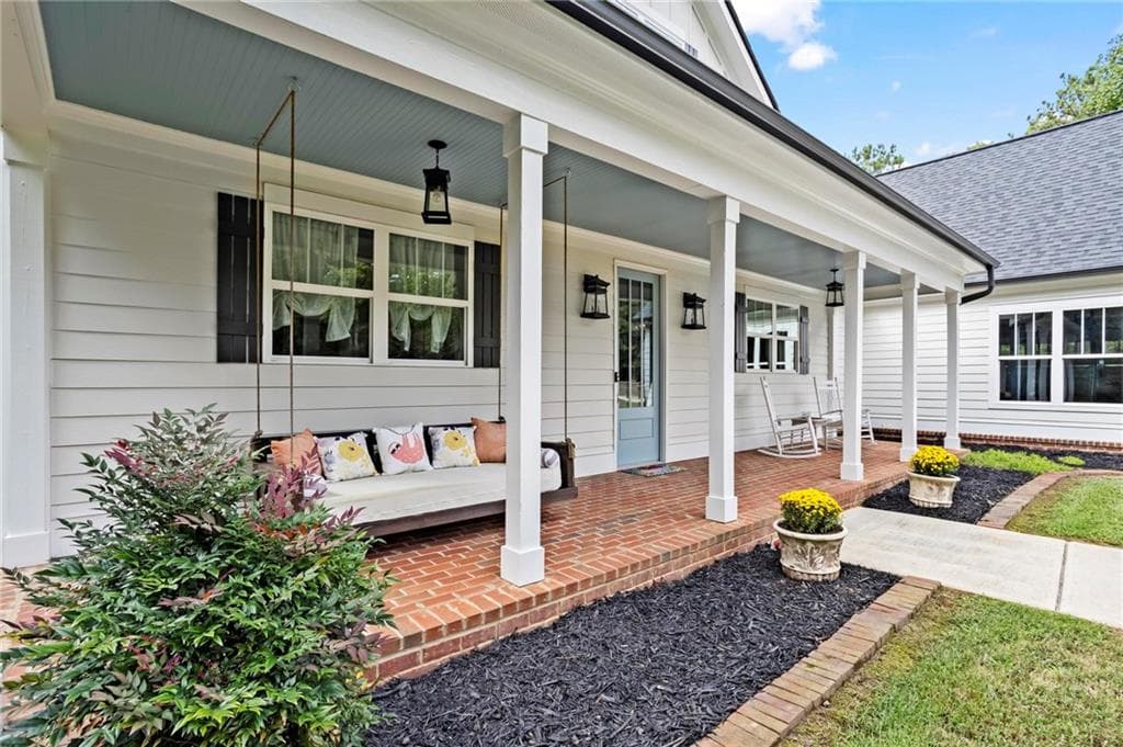 4 bedroom, 3 bathroom, 2,685 sq ft single family residence for sale at 925 Clayroot Road, Dallas, GA 30132 — photo 4