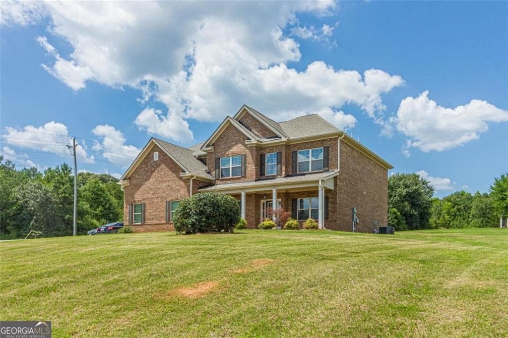 5 bedroom, 4 bathroom, 3,599 sq ft single family residence for rent at 15 Barcelona Drive, Covington, GA 30016 for $3,800 a month — photo 4