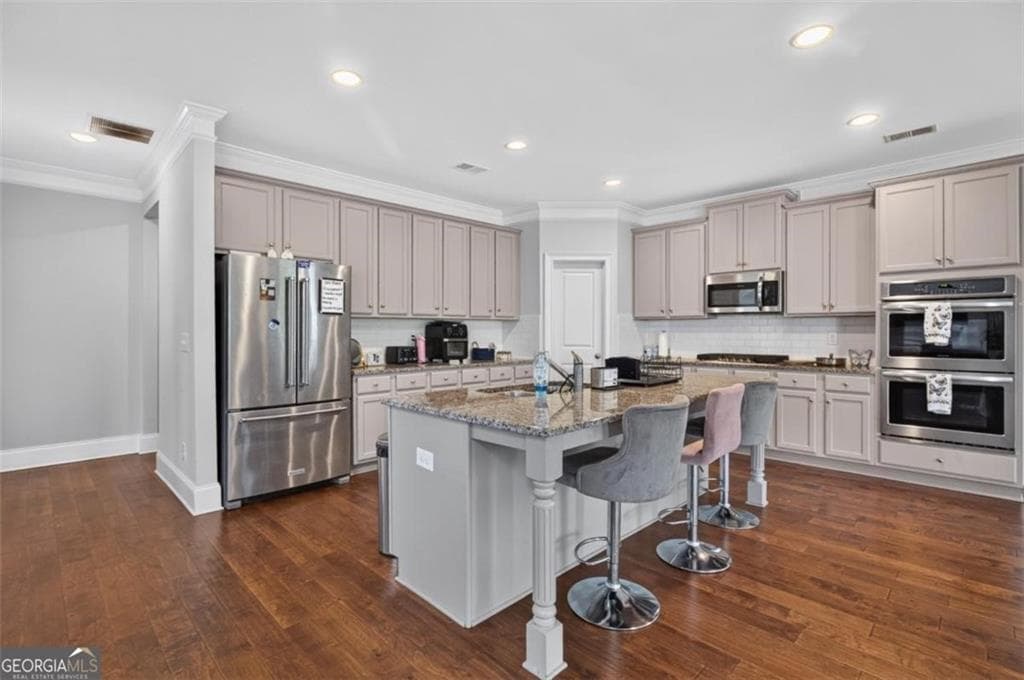 5 bedroom, 4 bathroom, 3,599 sq ft single family residence for rent at 15 Barcelona Drive, Covington, GA 30016 for $3,800 a month — photo 5